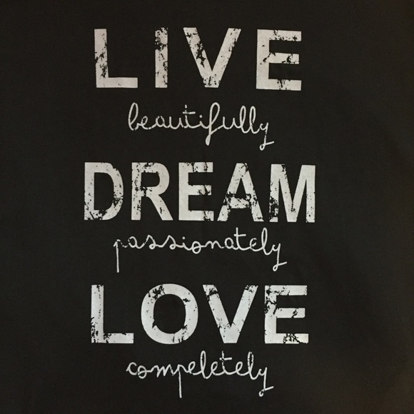 Rue21 Women’s Graphic Tee - Picture 4 of 4